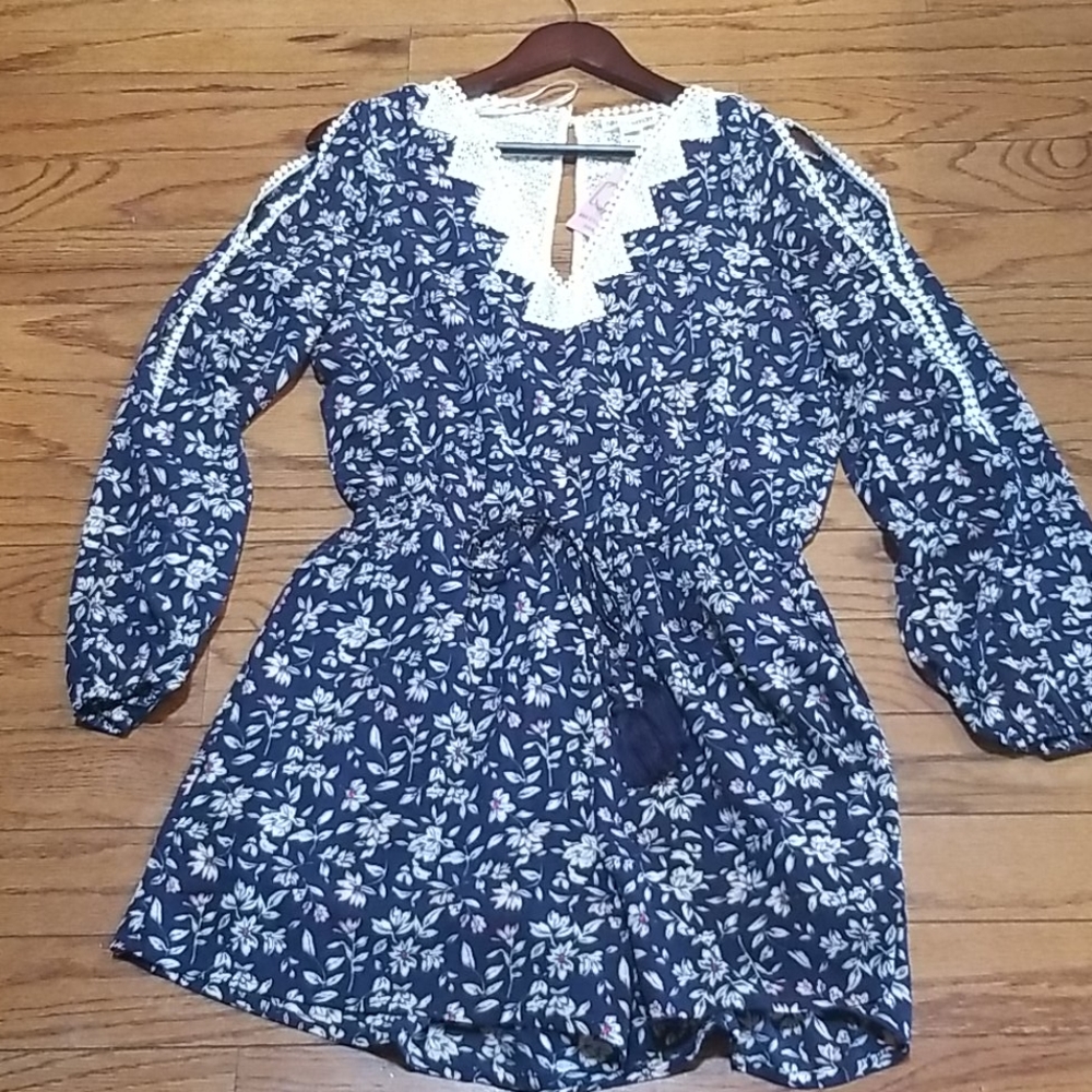 Romper - Picture 6 of 8